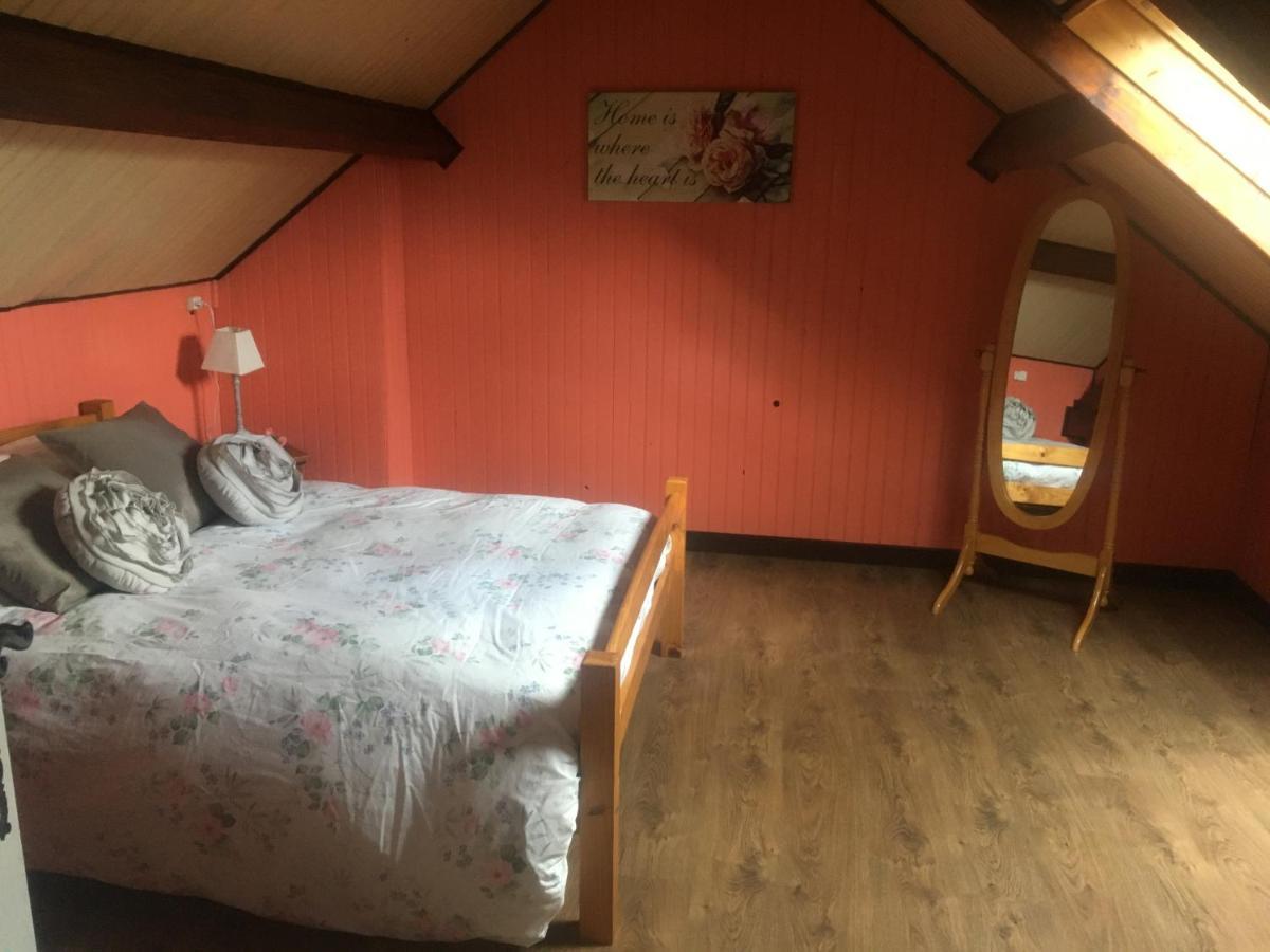 La Cle Des Champs Villa Longueval Екстериор снимка