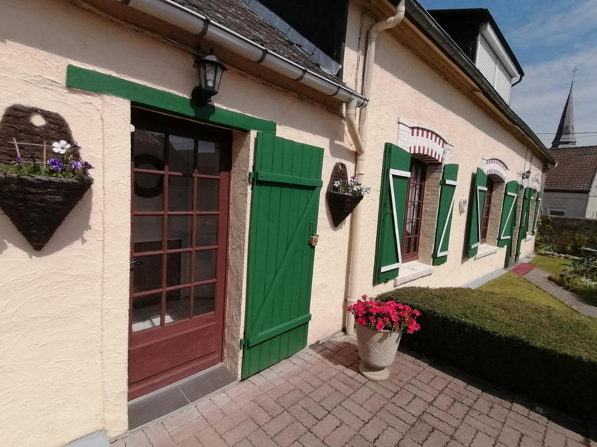 La Cle Des Champs Villa Longueval Екстериор снимка