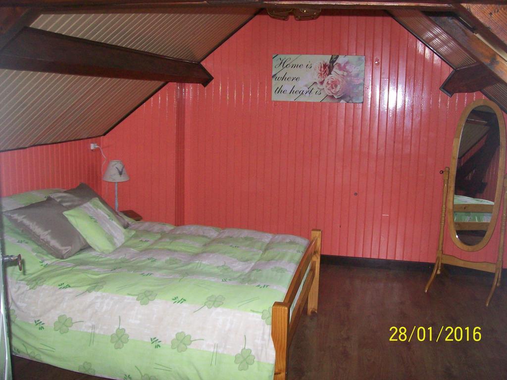 La Cle Des Champs Villa Longueval Екстериор снимка