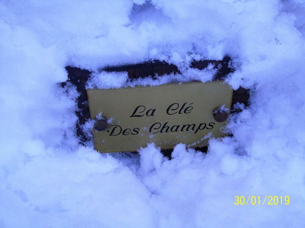 La Cle Des Champs Villa Longueval Екстериор снимка